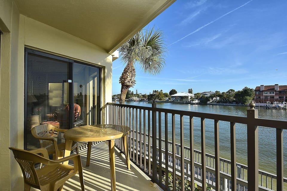 Condo, 1 King Bed (Land's End 3-202 Bay Front) | Property grounds