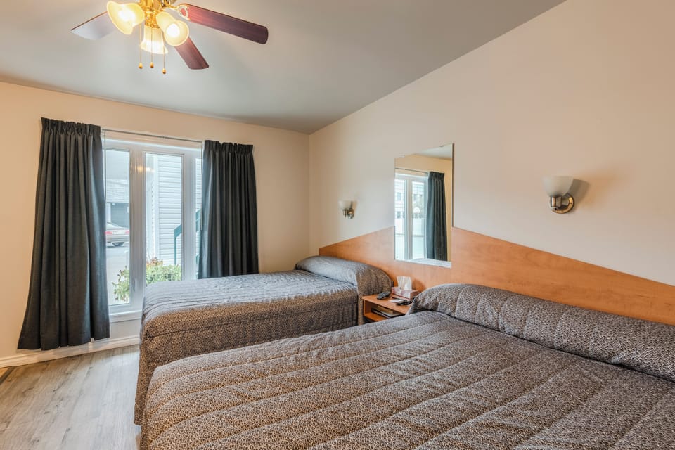 Desk, laptop workspace, free WiFi, bed sheets