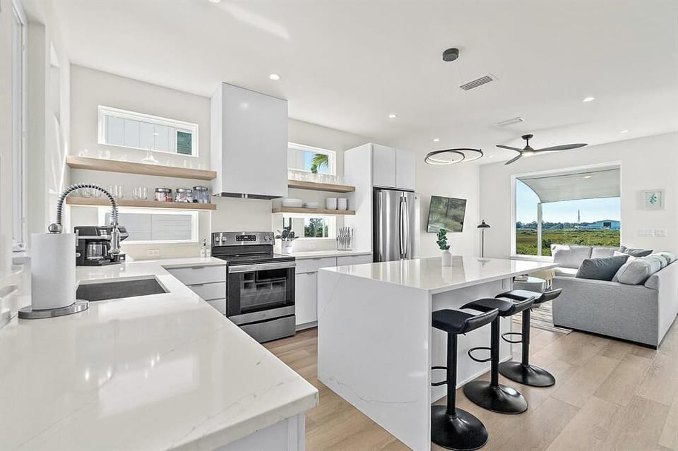 198 San Sebastian River House | Premium bedding, individually decorated, individually furnished