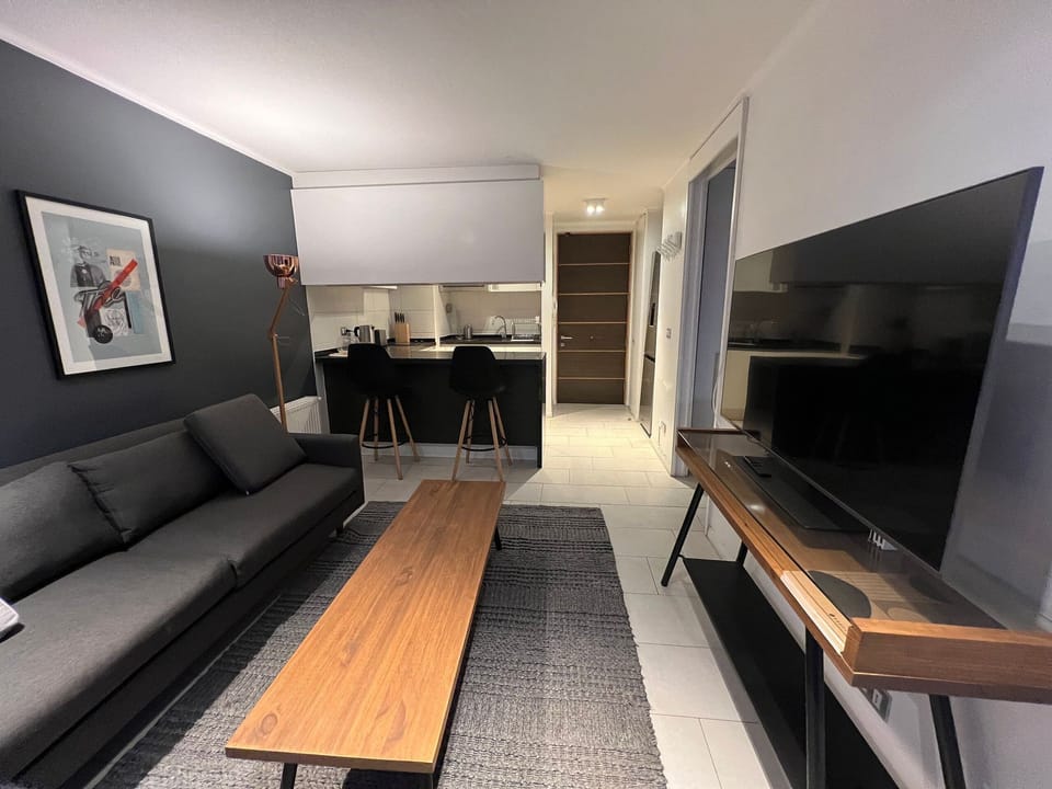 Apartment | Living area | Flat-screen TV
