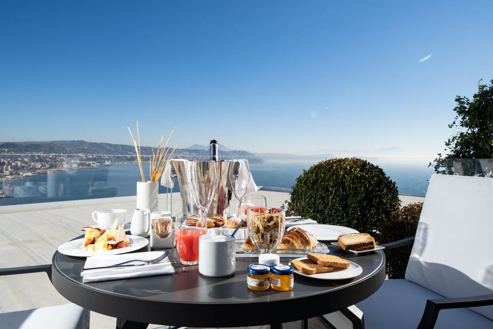 Free daily full breakfast