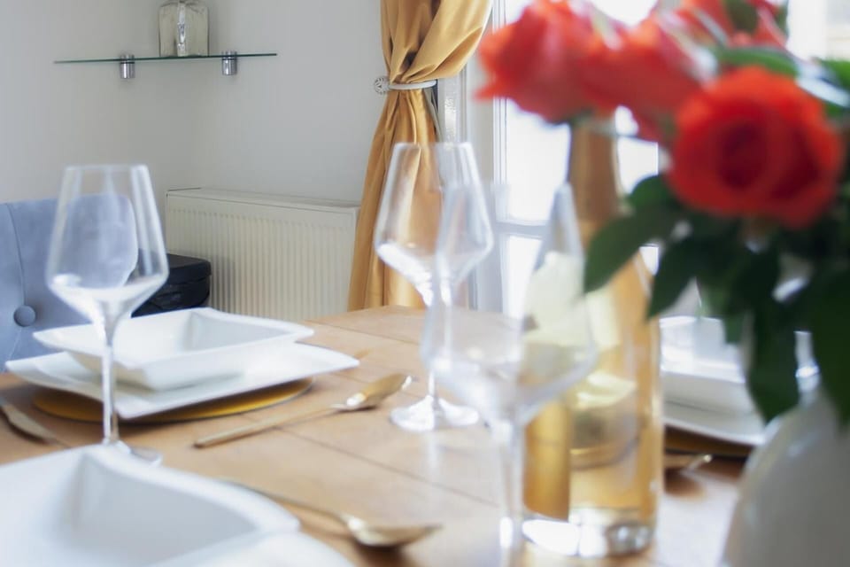 House | Dining