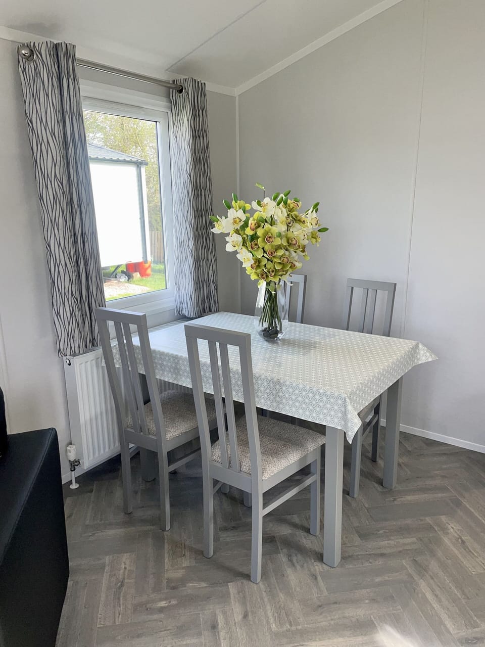 Chalet | Dining