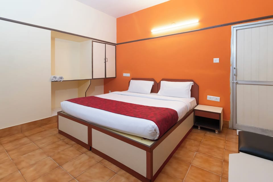 Deluxe Room | 1 bedroom, premium bedding, free WiFi