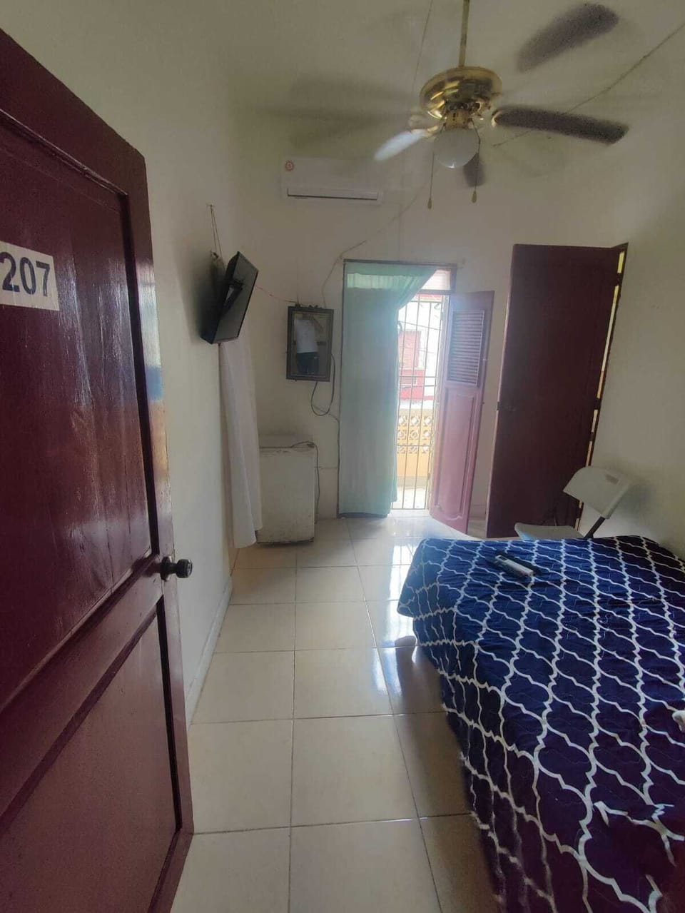 Economy Single Room | Free WiFi