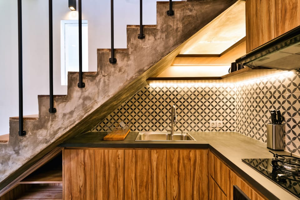 Deluxe Villa | Private kitchen | Fridge, oven, electric kettle, cookware/dishes/utensils