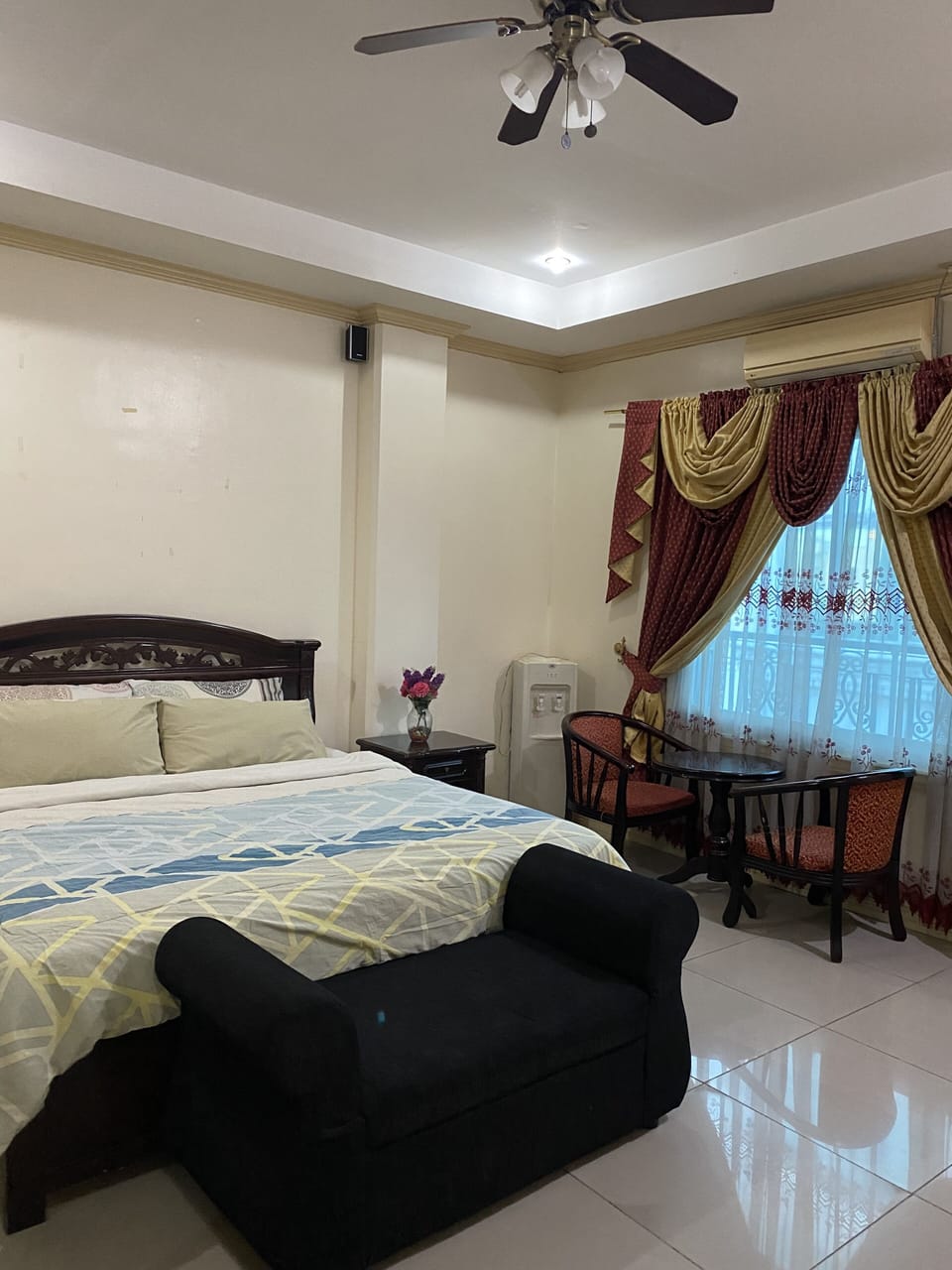 1 bedroom, in-room safe, free WiFi
