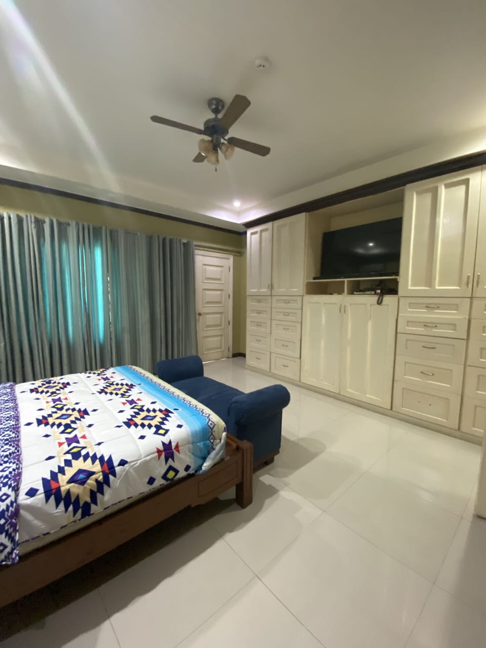 1 bedroom, in-room safe, free WiFi