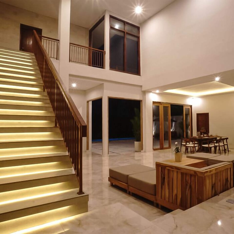Deluxe Villa | Living area | Flat-screen TV