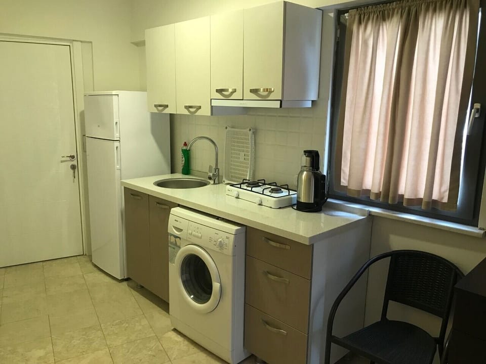Apartment | Private kitchen | Electric kettle