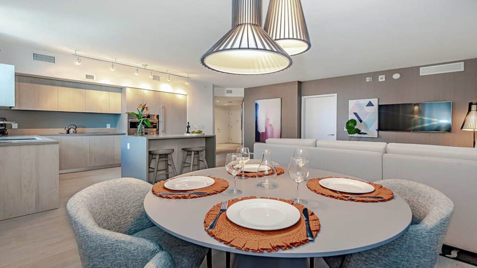House | 2 bedrooms, desk, iron/ironing board, high-speed internet