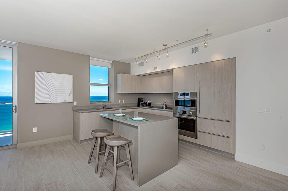 House | 2 bedrooms, desk, iron/ironing board, high-speed internet