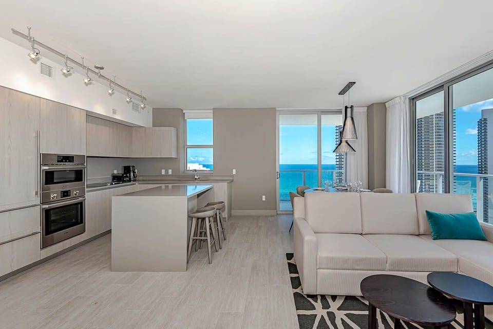 House | 2 bedrooms, desk, iron/ironing board, high-speed internet