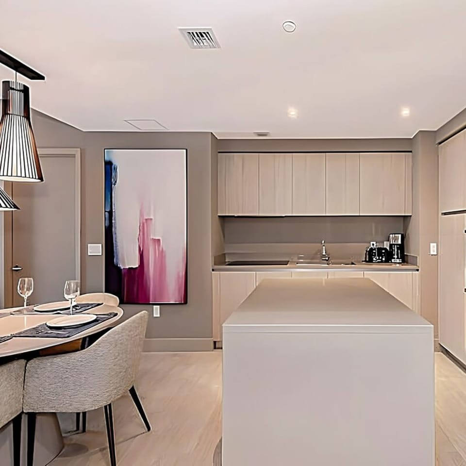 House | 2 bedrooms, desk, iron/ironing board, high-speed internet