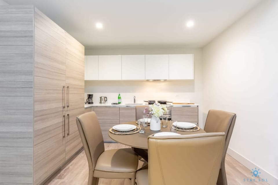 House | 1 bedroom, desk, iron/ironing board, high-speed internet