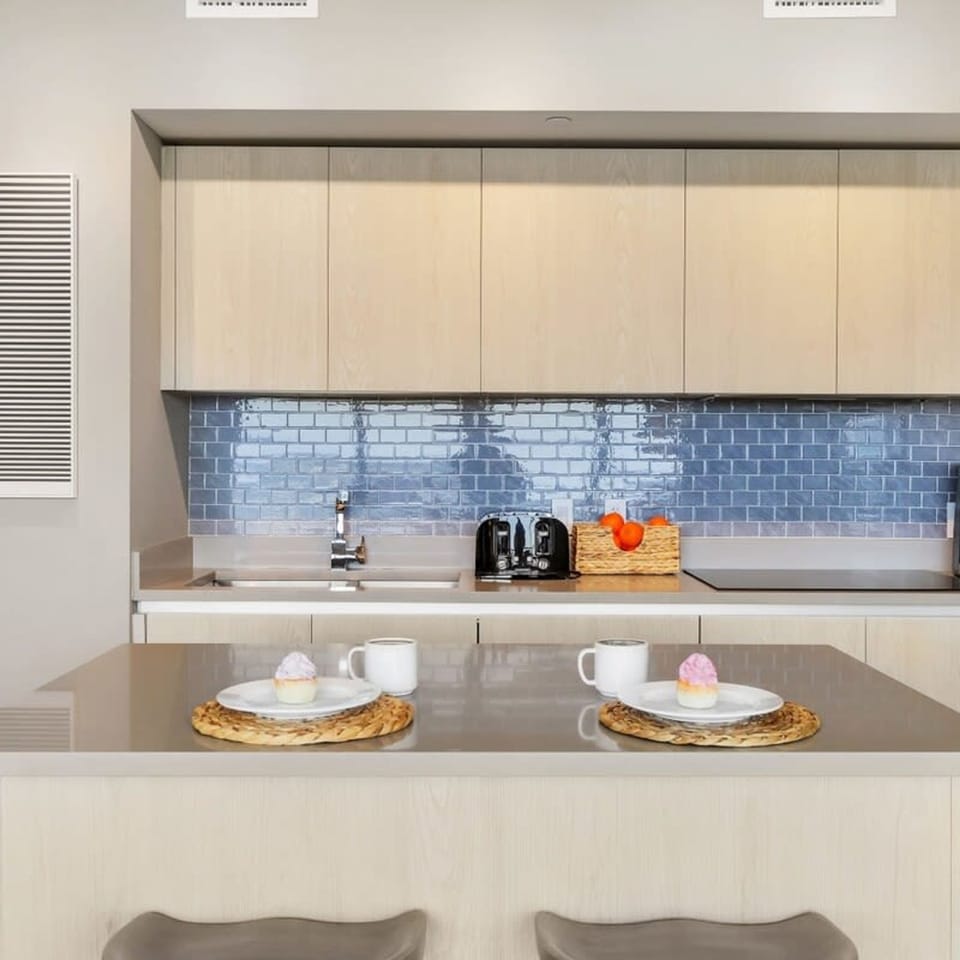 House | 1 bedroom, desk, iron/ironing board, high-speed internet