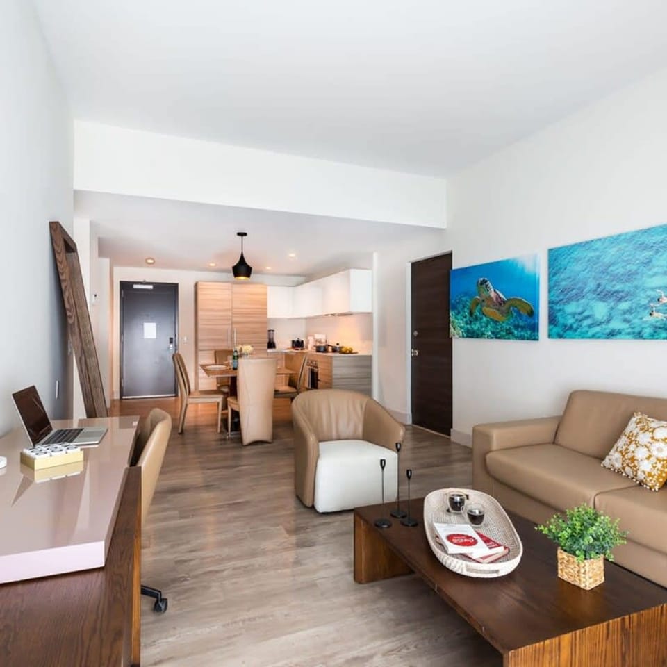 House | 1 bedroom, desk, high-speed internet