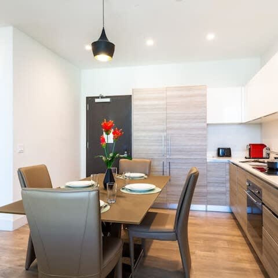 House | 2 bedrooms, desk, iron/ironing board, high-speed internet