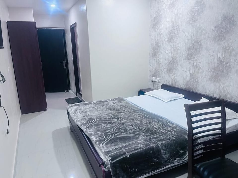 Basic Room | Free WiFi