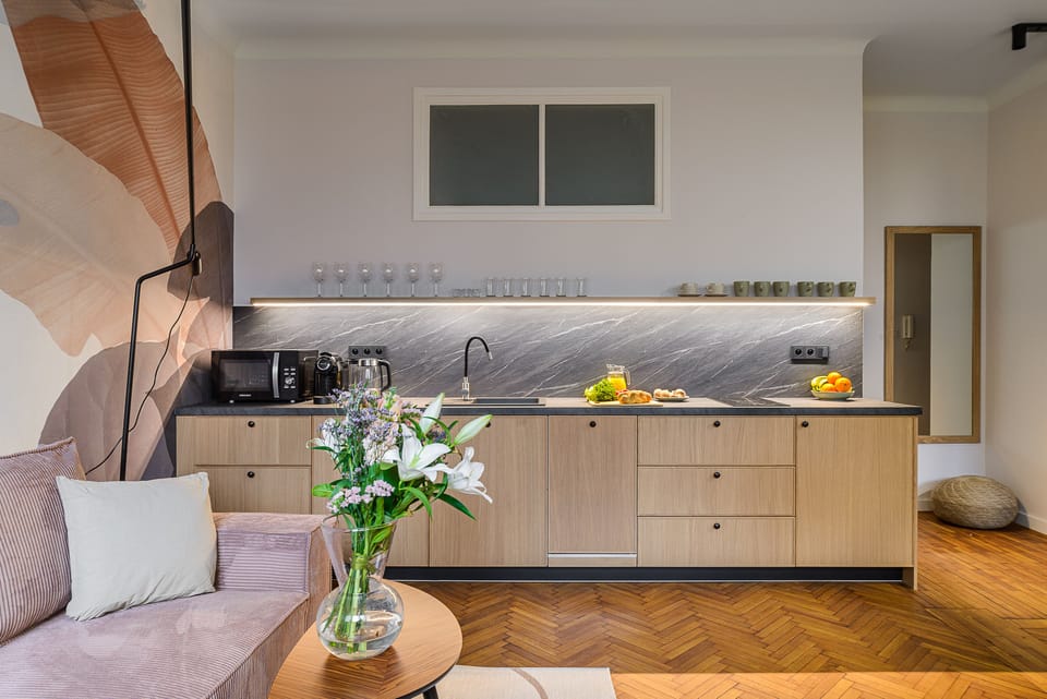 Apartment | Private kitchenette | Mini-fridge, microwave, stovetop, dishwasher