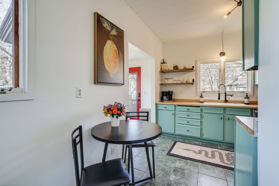 House (2 Bedrooms) | Interior
