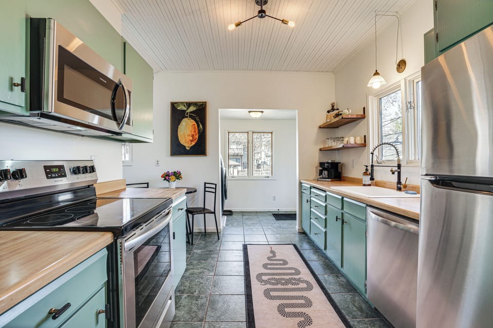 House (2 Bedrooms) | Interior