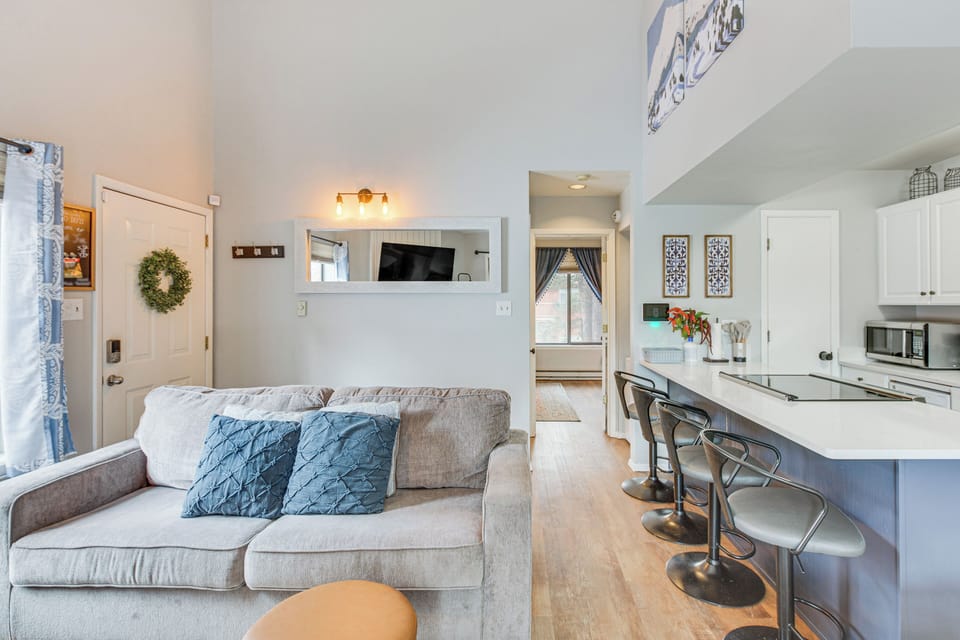 Apartment (1 Bedroom) | Interior