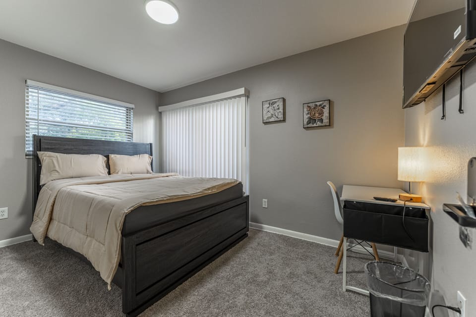 Basic Double Room, Share house, Share bath, Non-smoking | Desk, laptop workspace, WiFi (free), bed sheets