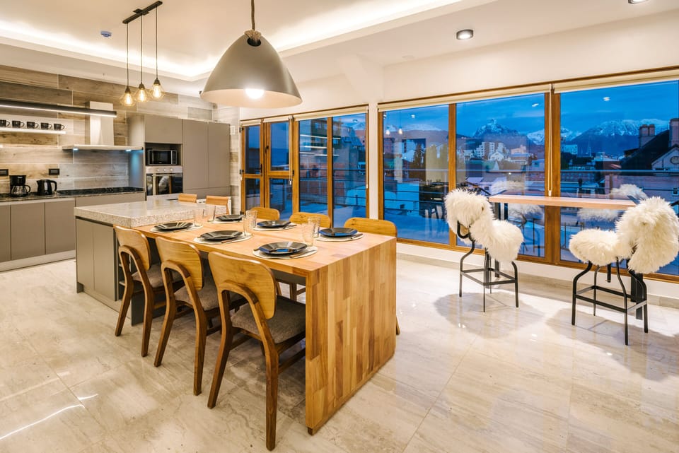 Apartment, 2 Bedrooms, Terrace, Mountain View (Fique) | In-room dining