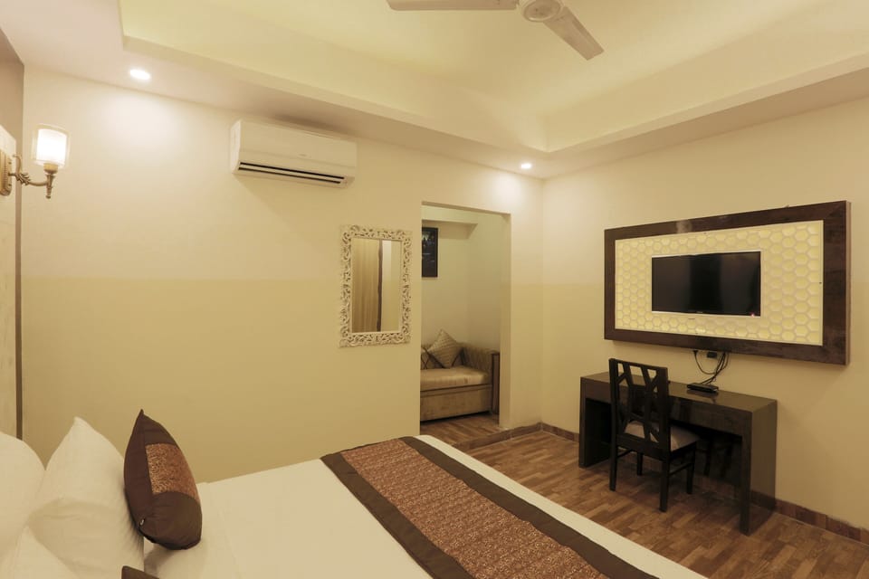 Deluxe Room | In-room safe, desk, soundproofing, free WiFi