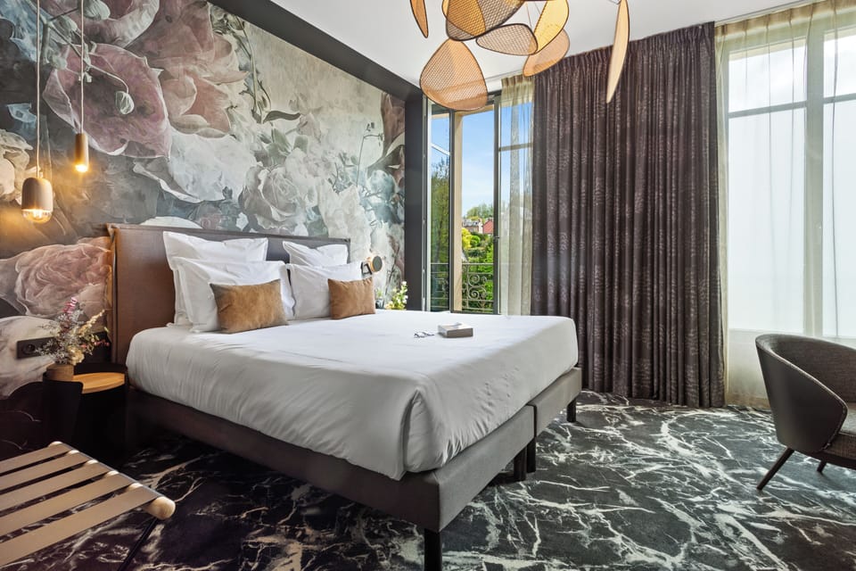 HARMONIE | Minibar, in-room safe, individually decorated, individually furnished