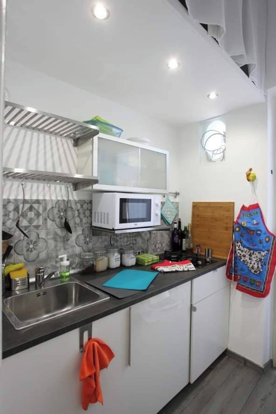 Apartment, 1 Bedroom, Balcony | Interior