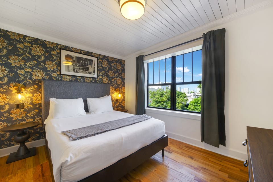 Standard Room, 1 Queen Bed, Private Bathroom (Self check-in) | Desk, laptop workspace, iron/ironing board, free WiFi