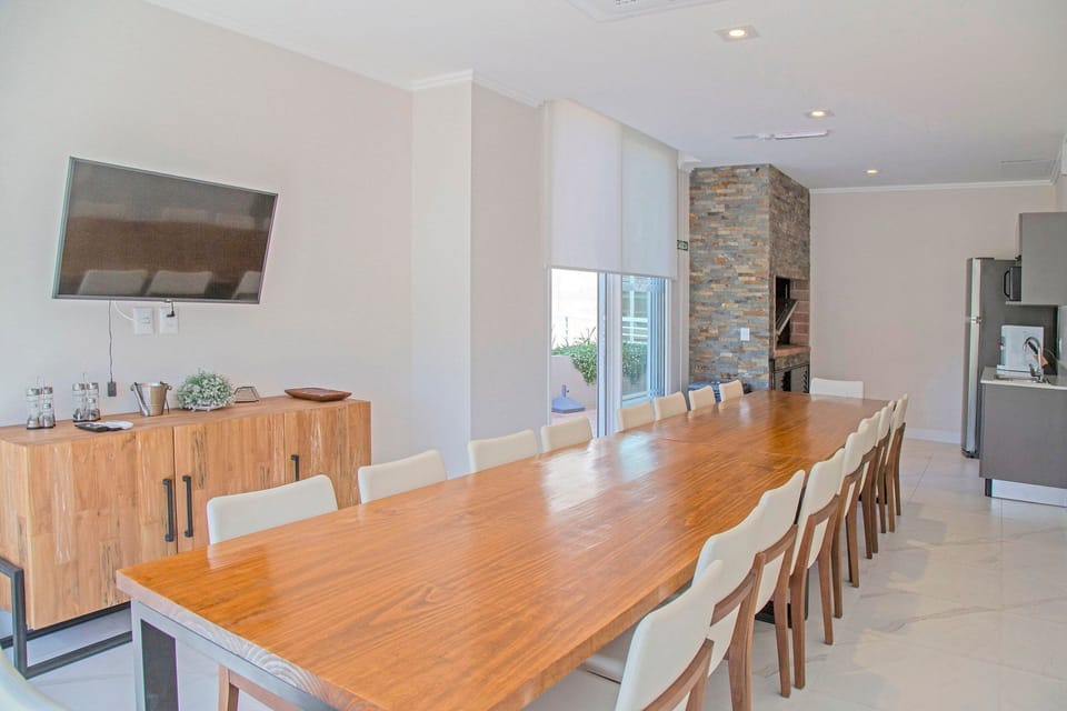 Apartment | Dining