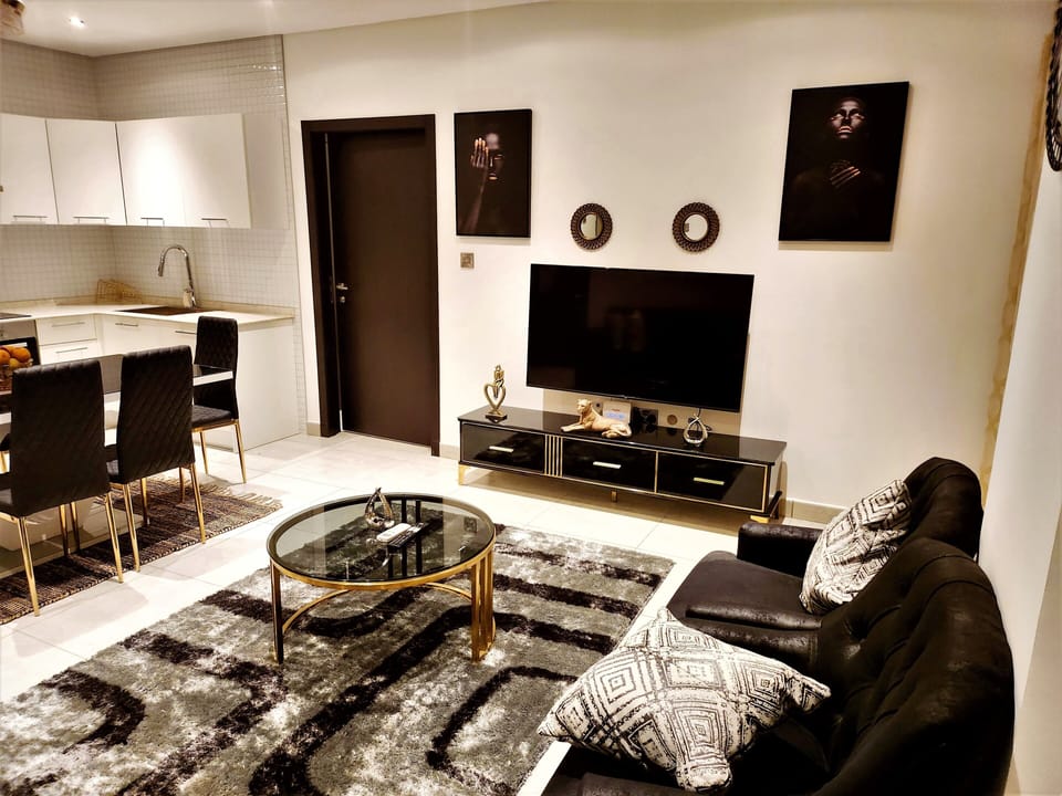 Luxury Apartment | Microwave