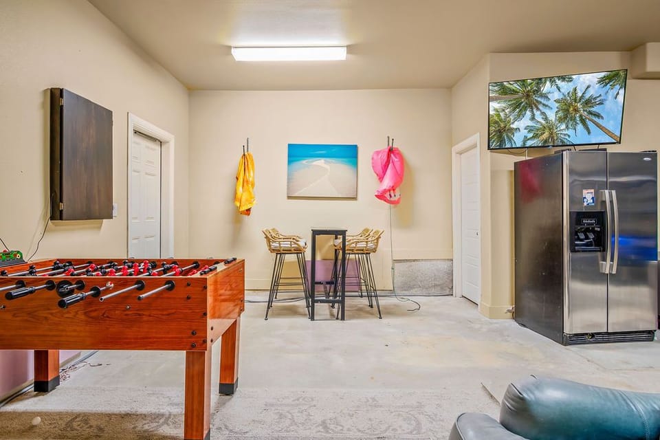 House, Multiple Beds, Patio, Pool View (Casa Del Mar) | Game room