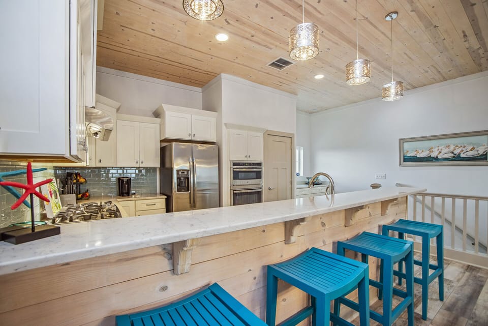 Condo, Multiple Beds, Patio (Marina Del Bell) | Private kitchen | Dining table