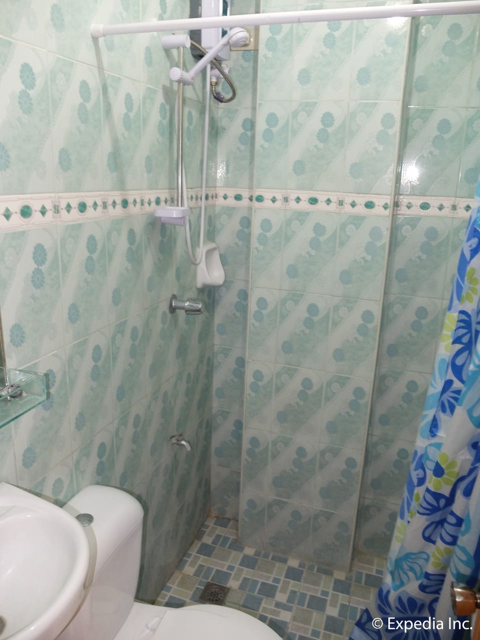 Standard Room | Bathroom | Shower, free toiletries, hair dryer, towels