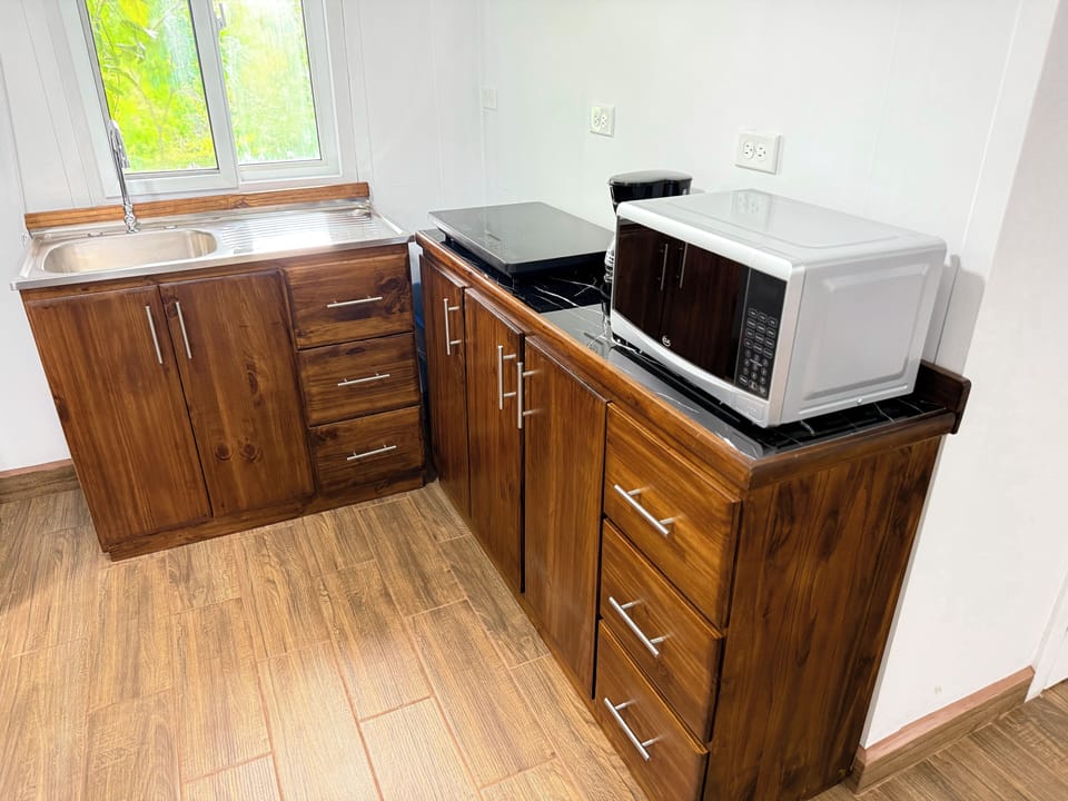 Executive Studio | Private kitchen | Coffee/tea maker, reusable coffee/tea filters