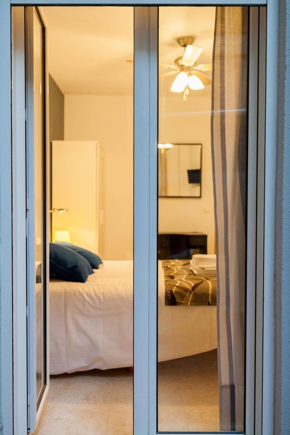 Double Room, Shared Bathroom | Select Comfort beds, minibar, individually decorated