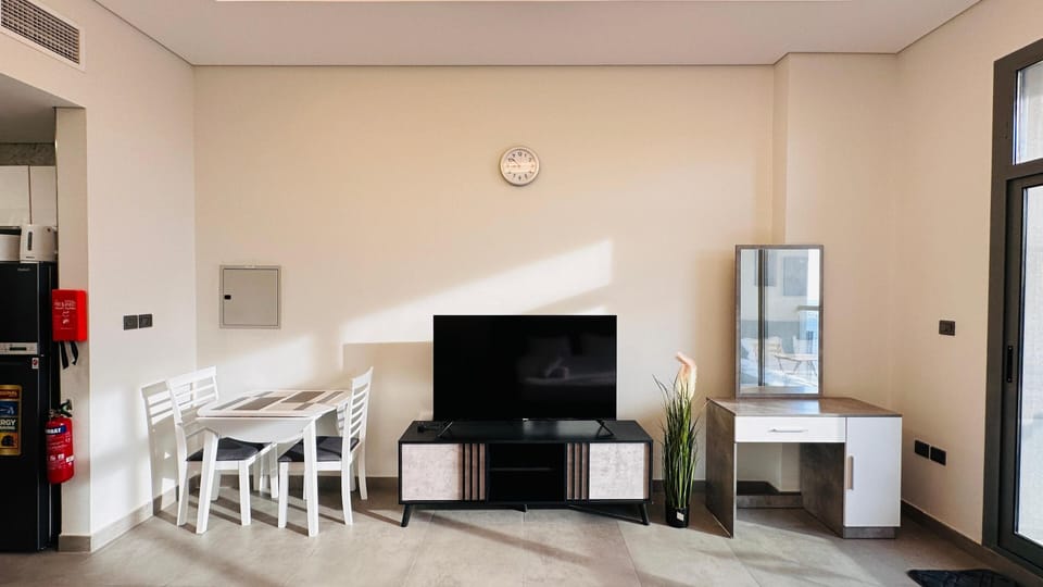 Standard Double Room | Minibar, desk, laptop workspace, iron/ironing board