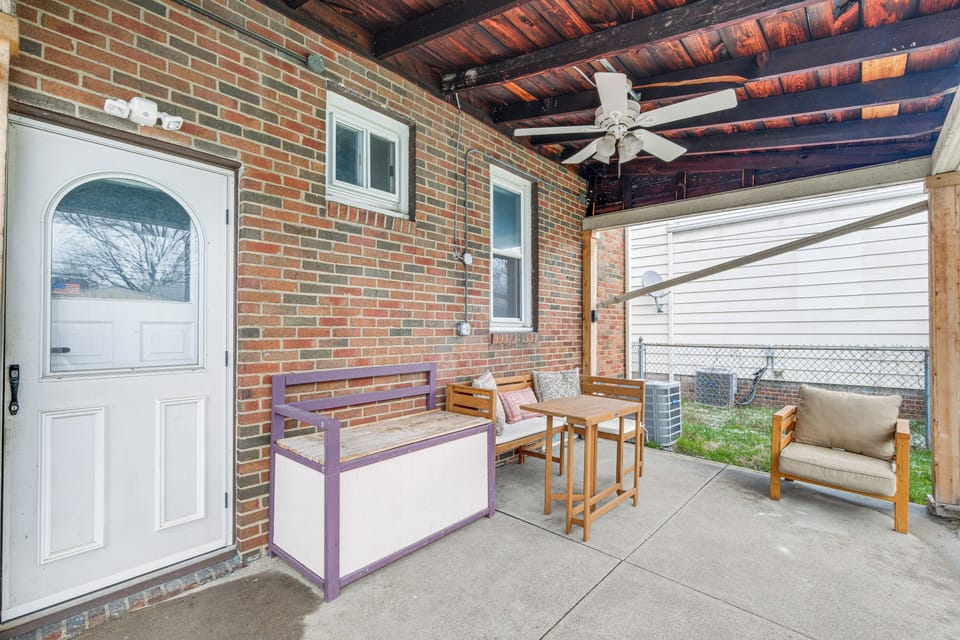 House (2 Bedrooms) | Interior