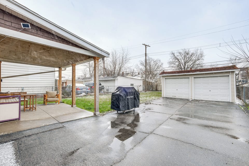 House (2 Bedrooms) | Interior