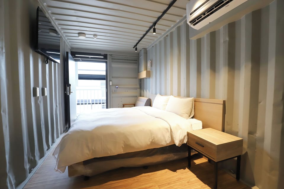 Down comforters, desk, free WiFi