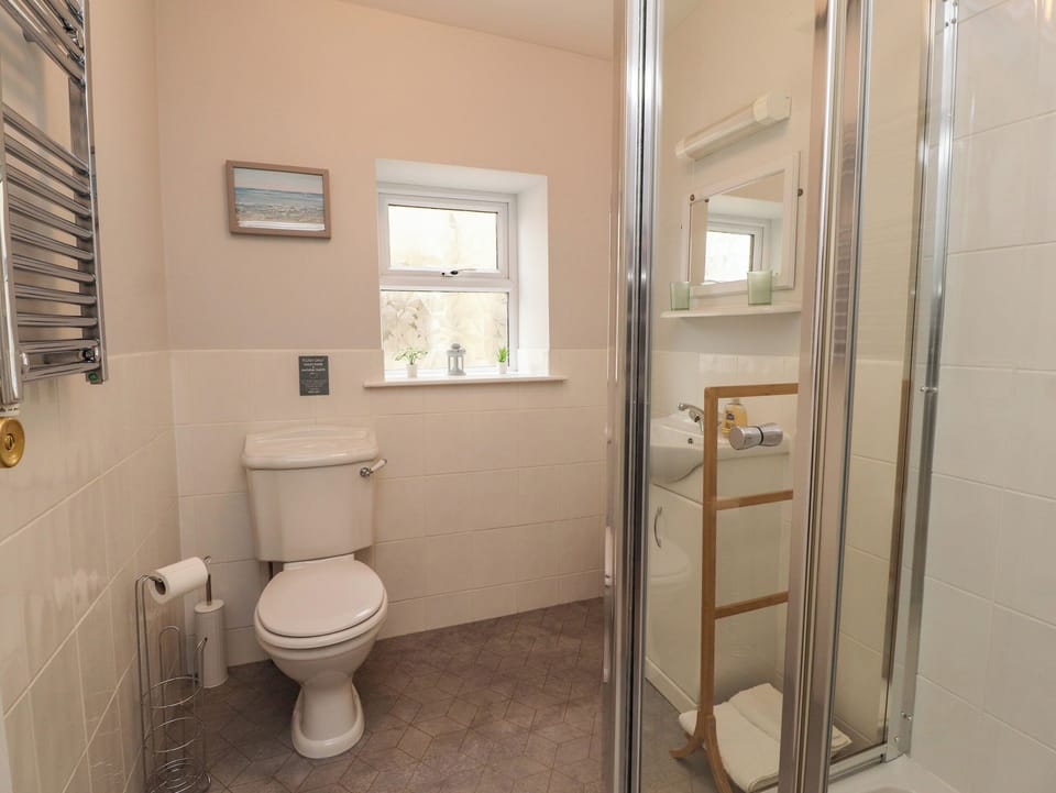 Eden Bay Retreat Cottage in Morecambe