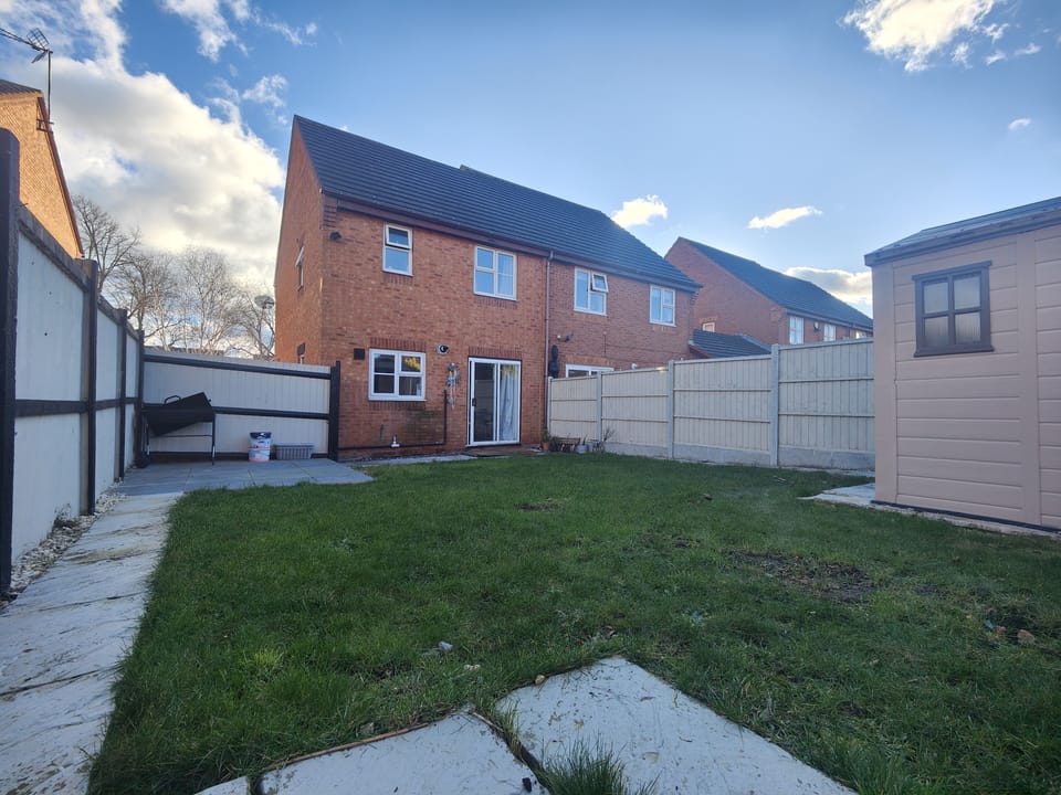 House | Property grounds