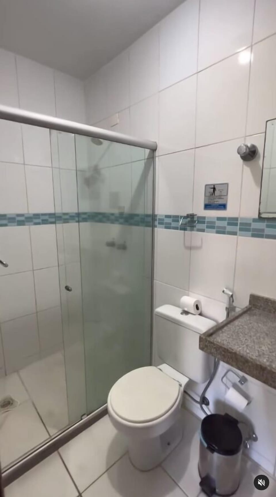 Deluxe Room | Bathroom