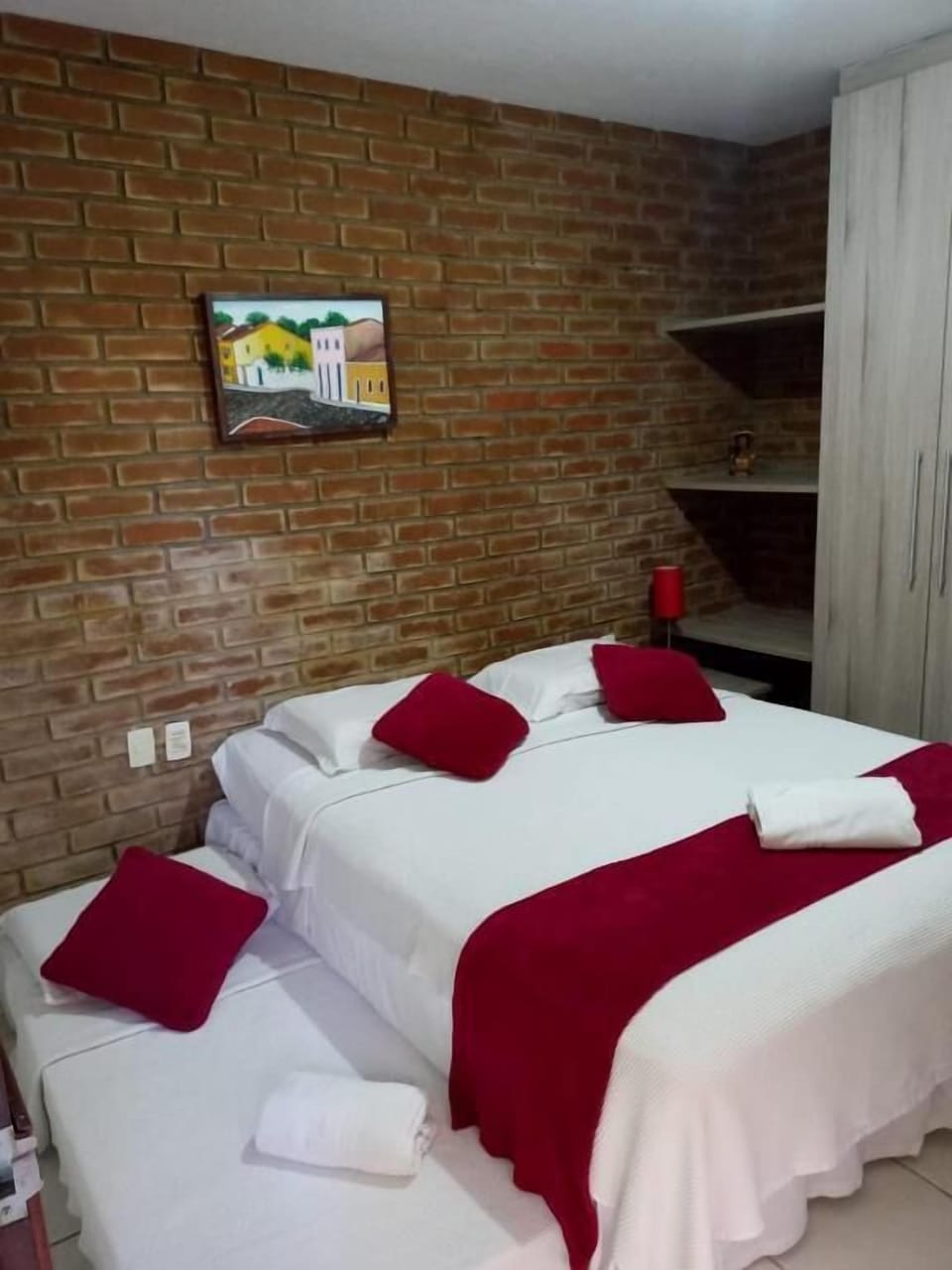 Deluxe Room | Desk, laptop workspace, WiFi (free), individually decorated
