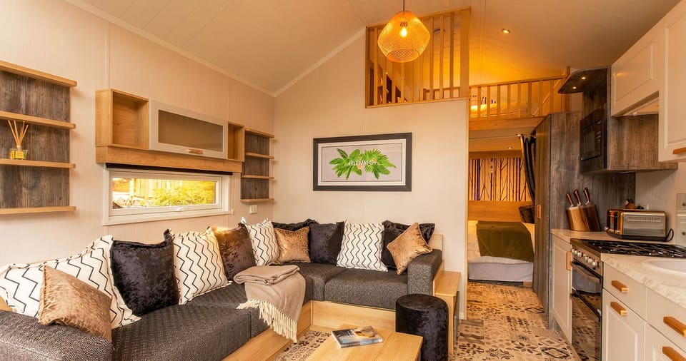 Cabana Suite, Multiple Beds, Park View | Living area