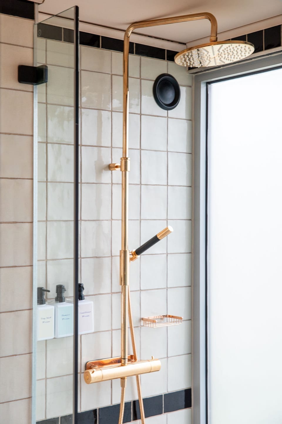 Studio | Bathroom
